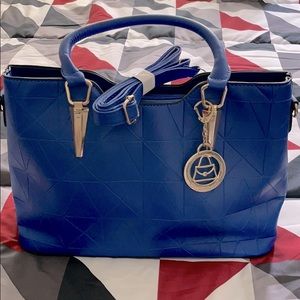 Women’s Leather Shoulder Bag